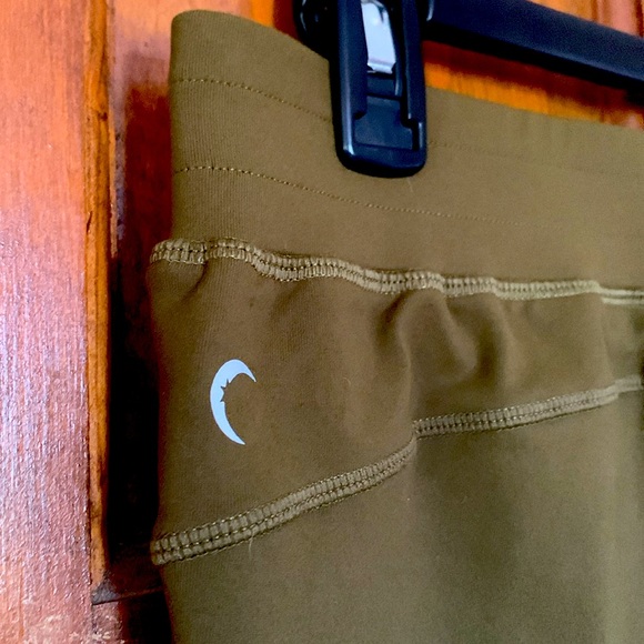 ZYIA Active Olive Unwind Joggers # 1799 size M - Picture 7 of 12